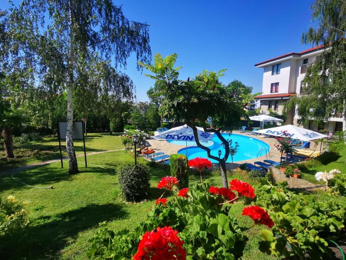 Marina Delfin Apartments - Top Location & Pet Friendly Sveti Vlas Dış mekan fotoğraf