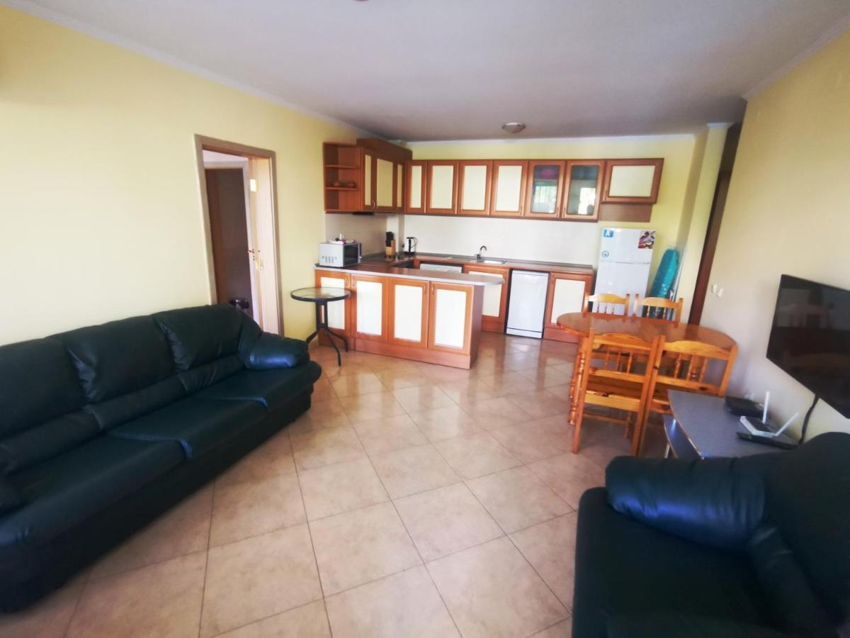 Marina Delfin Apartments - Top Location & Pet Friendly Sveti Vlas Dış mekan fotoğraf