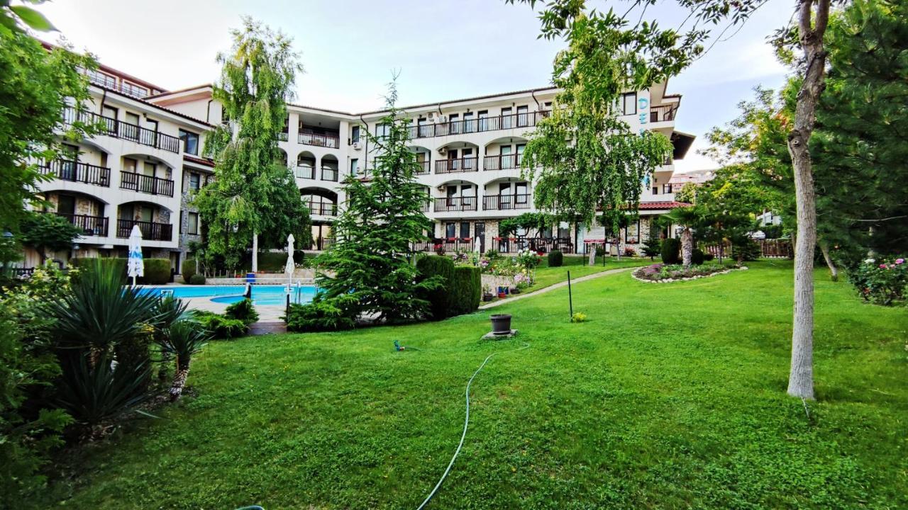Marina Delfin Apartments - Top Location & Pet Friendly Sveti Vlas Dış mekan fotoğraf