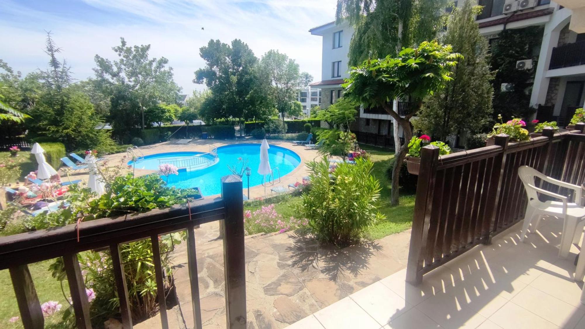 Marina Delfin Apartments - Top Location & Pet Friendly Sveti Vlas Dış mekan fotoğraf