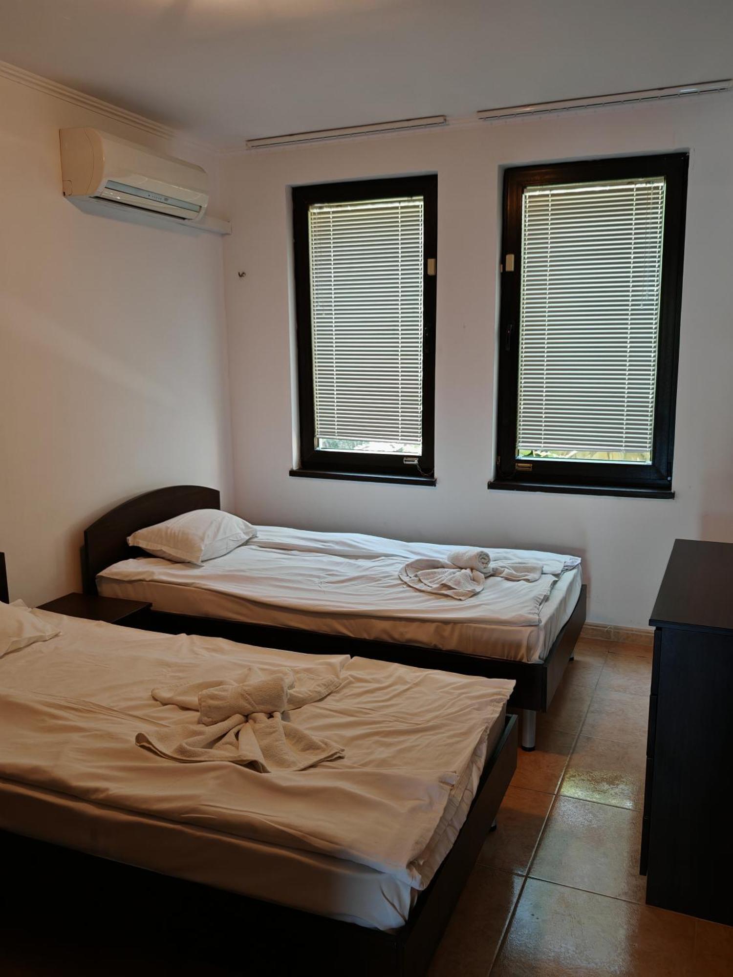 Marina Delfin Apartments - Top Location & Pet Friendly Sveti Vlas Dış mekan fotoğraf