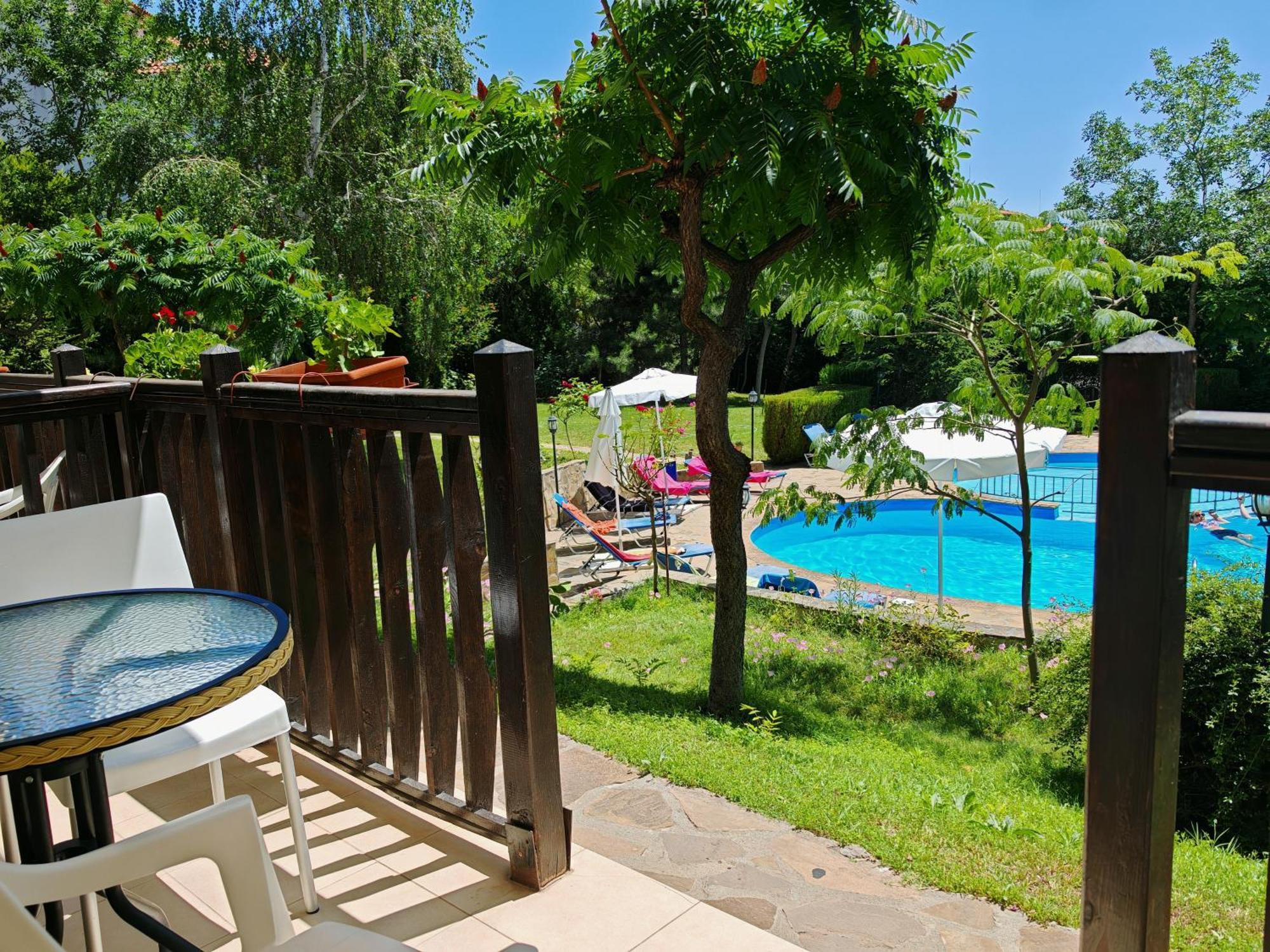 Marina Delfin Apartments - Top Location & Pet Friendly Sveti Vlas Dış mekan fotoğraf